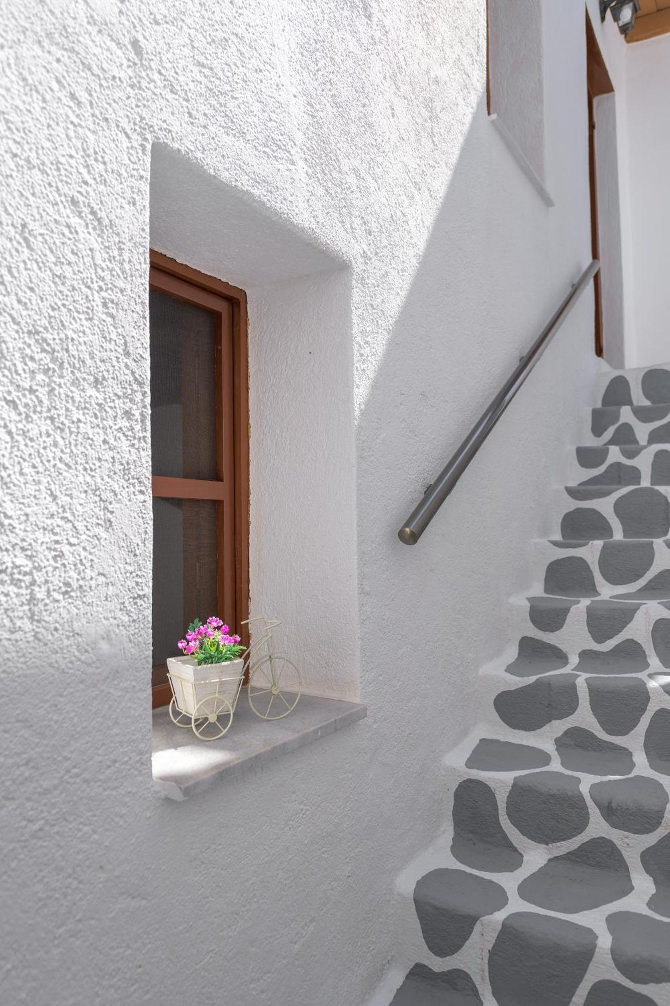 Rustic Self-Inn Rhodes City Exterior foto